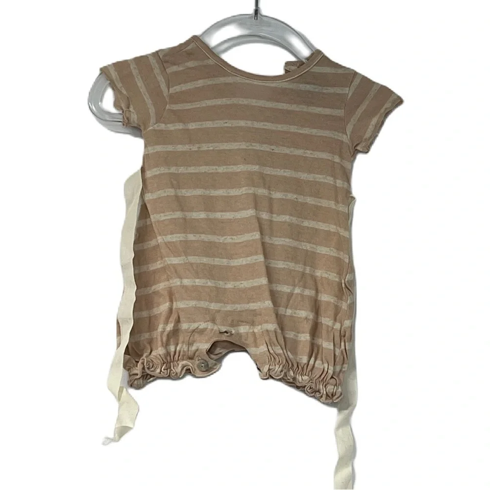 Minimu baby girl sz 3 m pink white stripped 1 piece shortsleeve romper dressy
